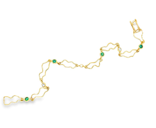 18ct Yellow Gold ‘slight curved’ Bracelet